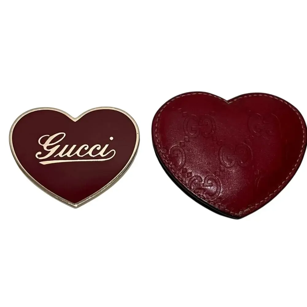 929. Gucci Heart Mirror with Sleeve